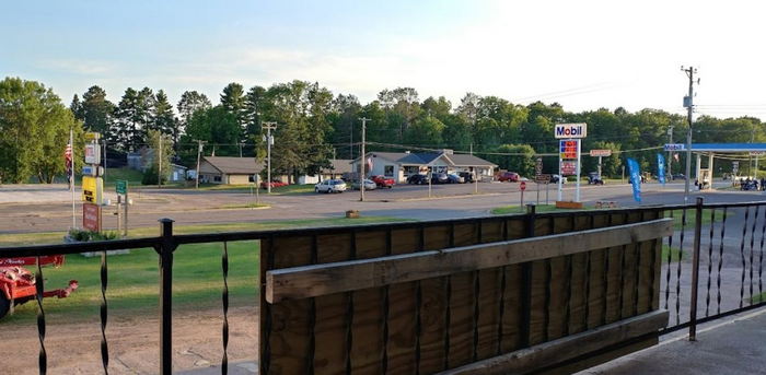 Lake Gogebic Motel (Wonderland Motel) - From Web Listing (newer photo)